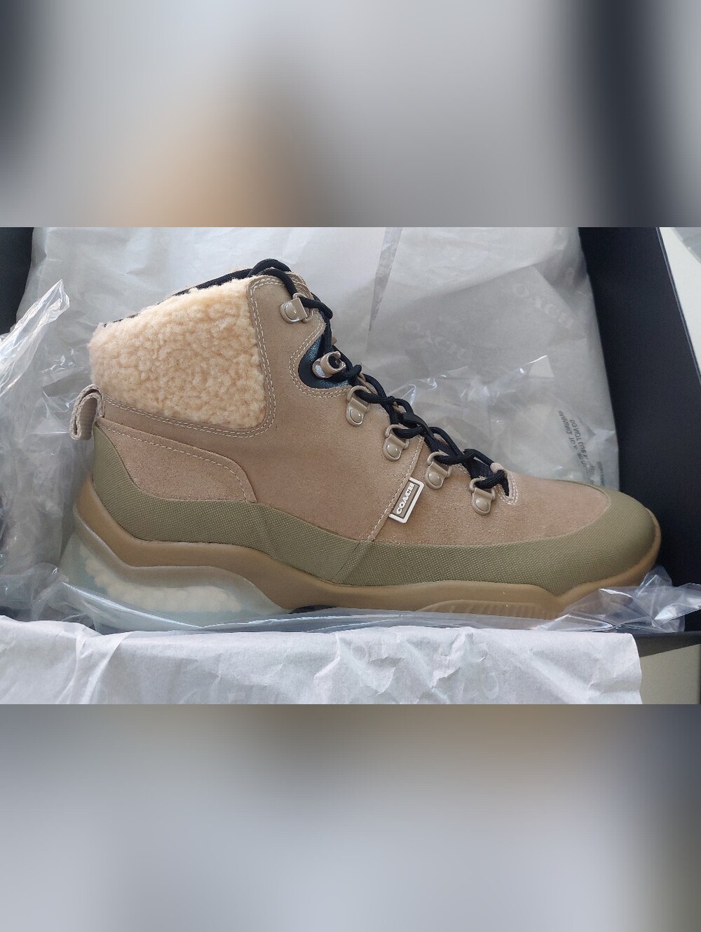COACH Men's Tan and Olive Shearling-Trim Hiker Boot Sz 10.5 Citysole Oatblack